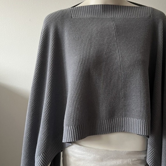 Women’s Lululemon Blue Forward Flow Knit Sweater Top Poncho OS - Picture 5 of 5